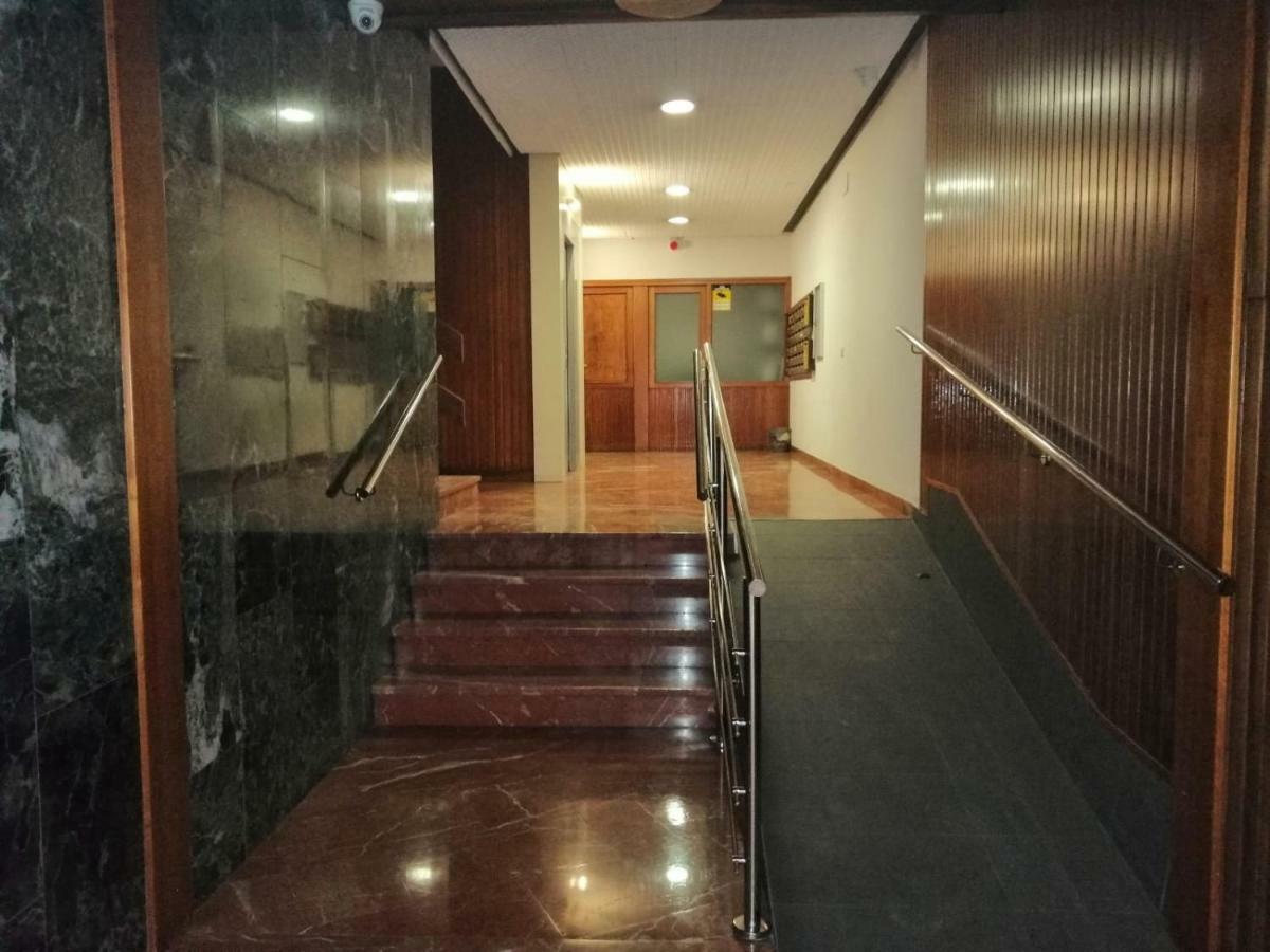 شقة Dos Torres Frodo - Estacionamiento Privado Gratuito سرقسطة المظهر الخارجي الصورة